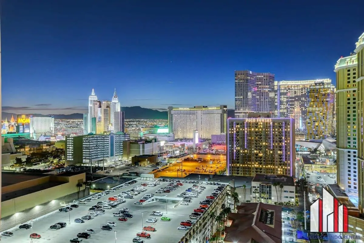 Mgm Signature-21-701 1Br2Ba F1 Strip View Balcony 拉斯维加斯 0*,  美国